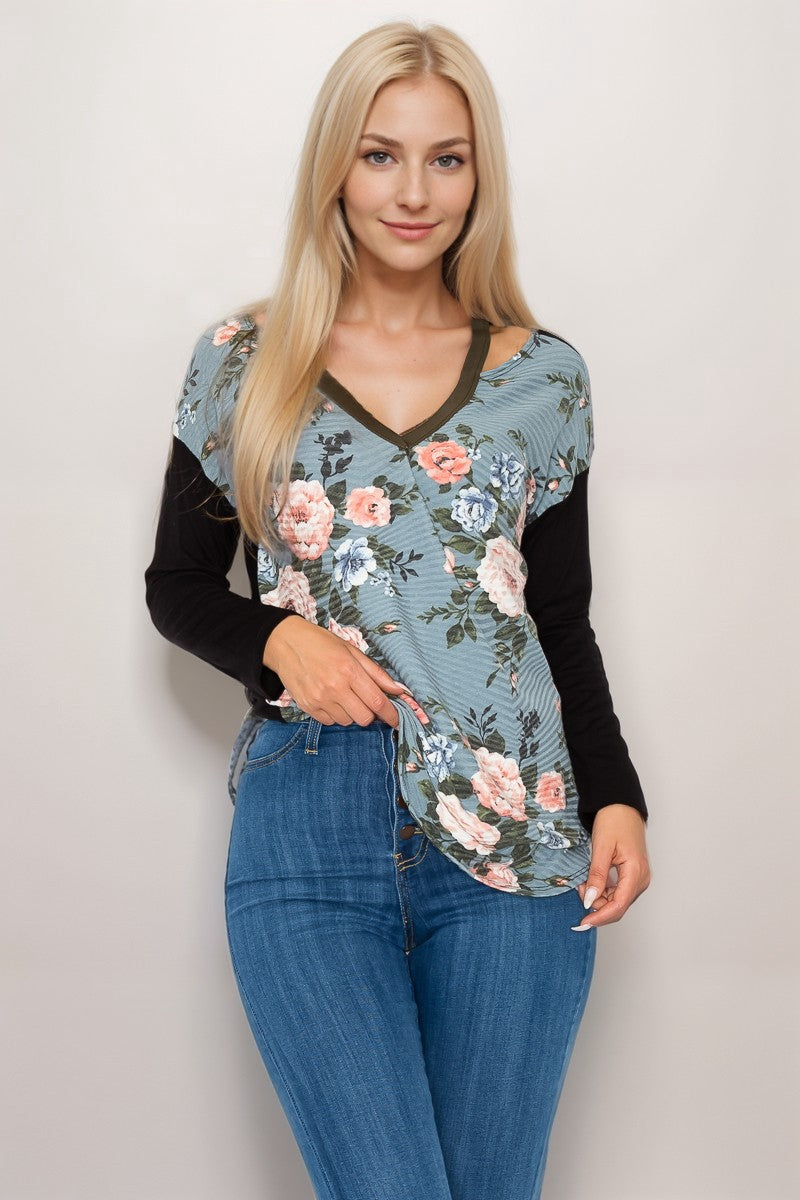 Slit Shoulder Detail Floral Solid Top