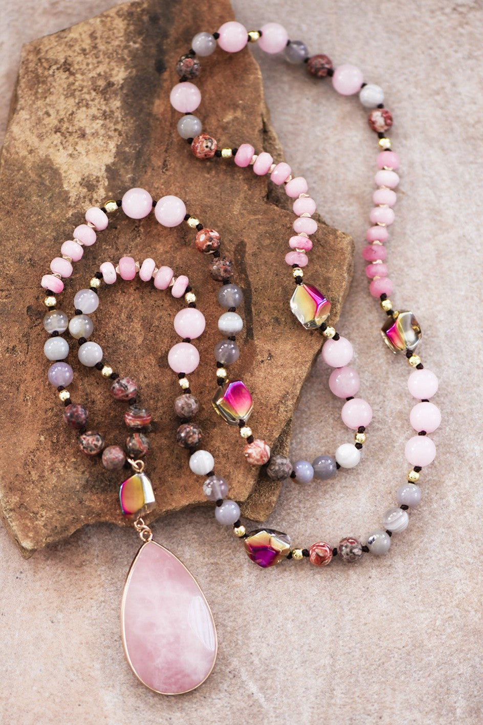 Natural Stone Bead Necklace With Stone Pendant