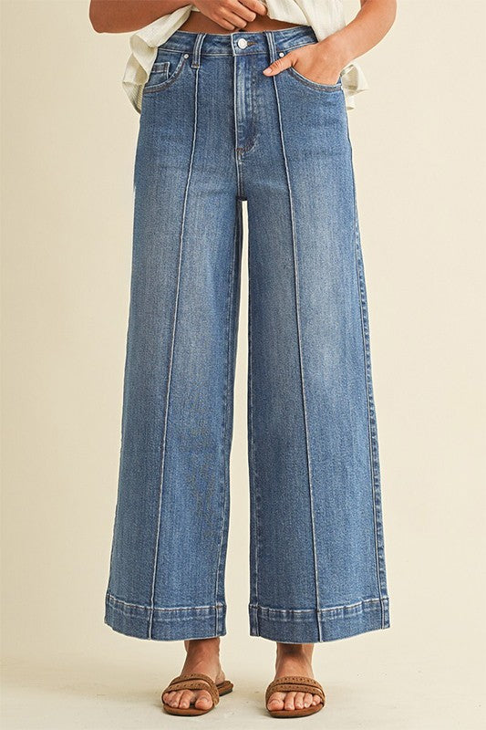 Stretch High Rise Pin Tuck Detail Wide Leg Jean