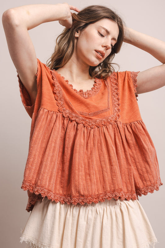 Crochet Lace Trim Short Sleeve Top