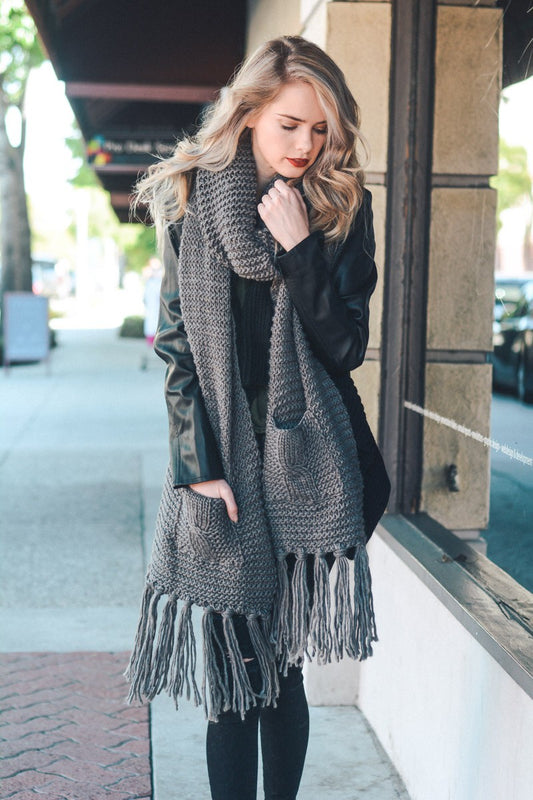 Oversized Two Pocket Tassel Scarf