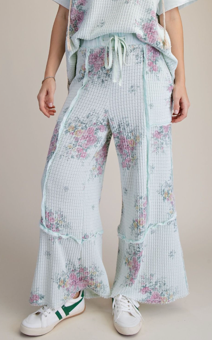 FLORAL PRINT WASHED WAFFLE PANTS & TOP