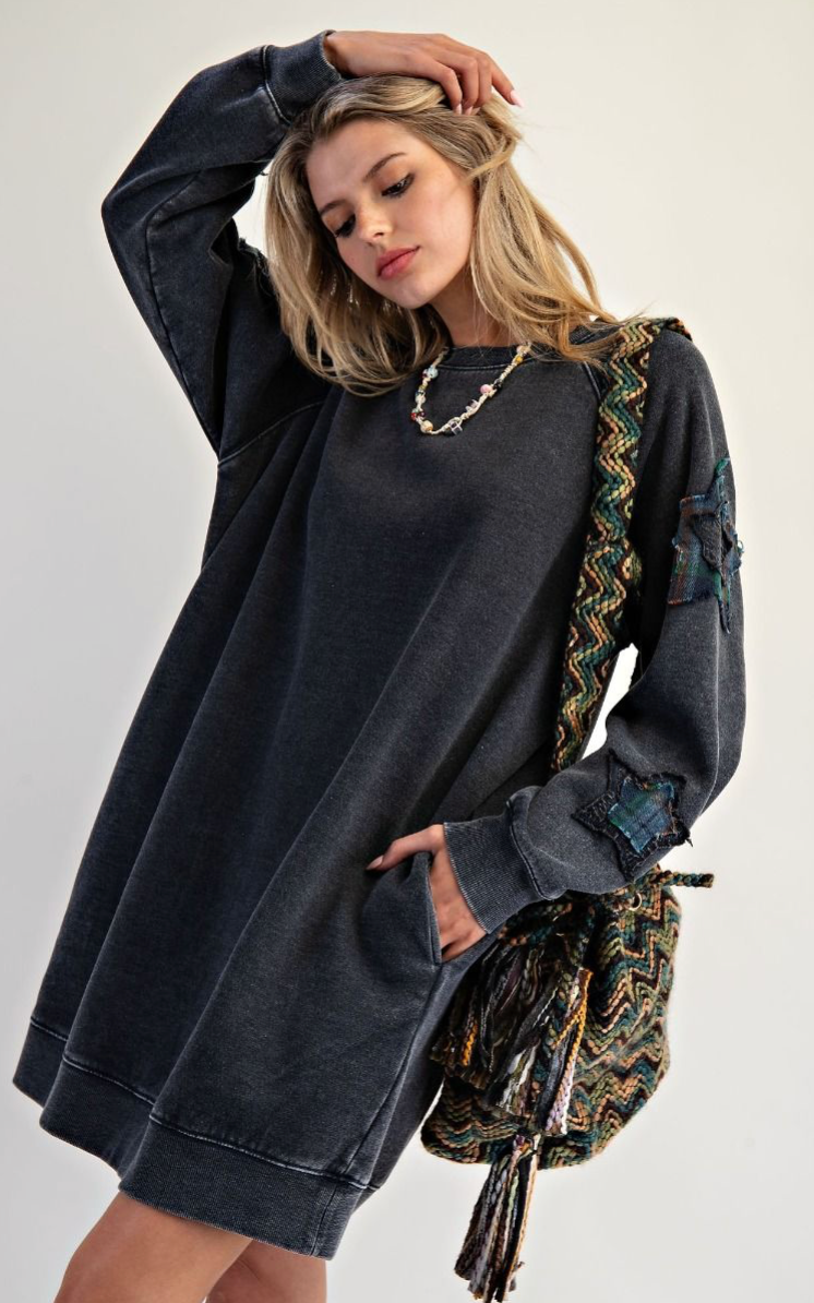 STAR PATCH MIINERAL WASHED TERRY DRESS